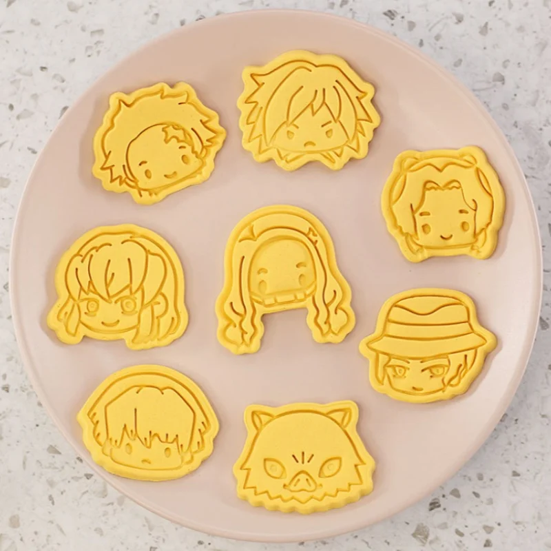 Kitchen Gadgets In Japan - Set di Tagliabiscotti Demon Slayer, Stampi