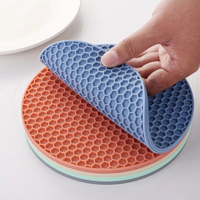 Kitchen Gadgets In Japan - Tappetino in silicone sottobicchiere materiale per