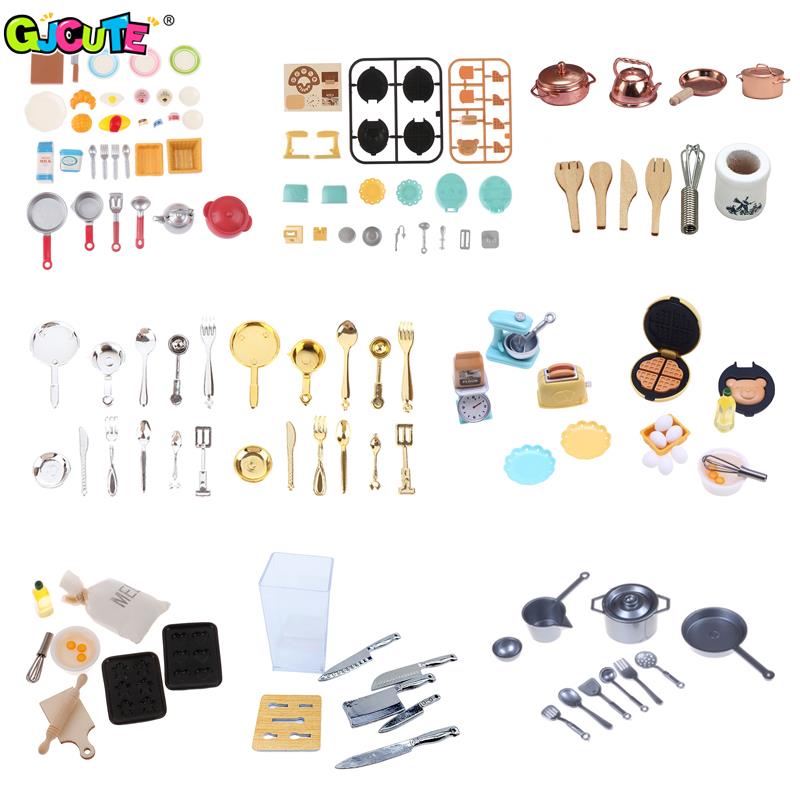 1Set 1:12 Dollhouse Miniature  - Kitchen Gadgets And Toys recensione e prezzo