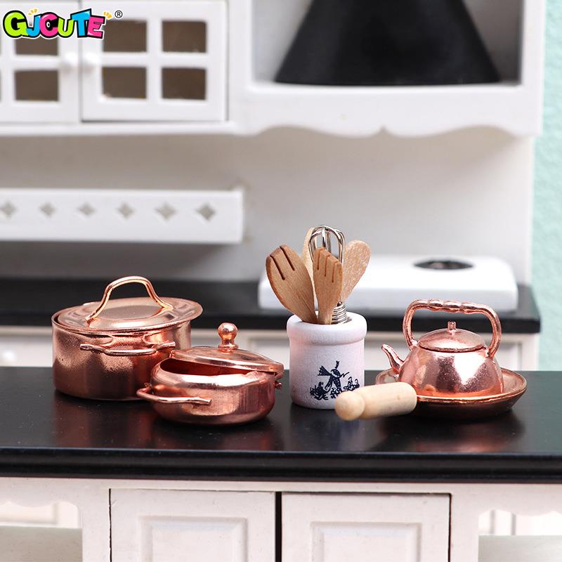 1Set 1:12 Dollhouse Miniature  - Kitchen Gadgets And Toys recensione e prezzo