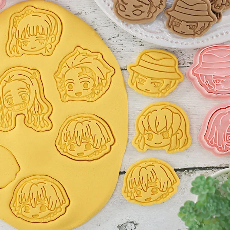 Demon Slayer Torta Taglierina  - Kitchen Gadgets In Japan recensione e prezzo