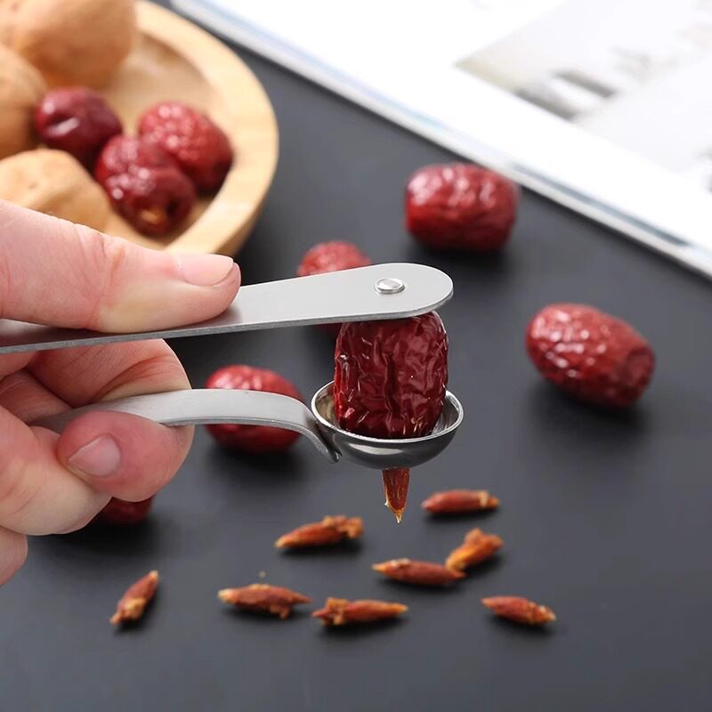 Estrattore di noccioli per dat - Kitchen Gadgets Kitchen recensione e prezzo
